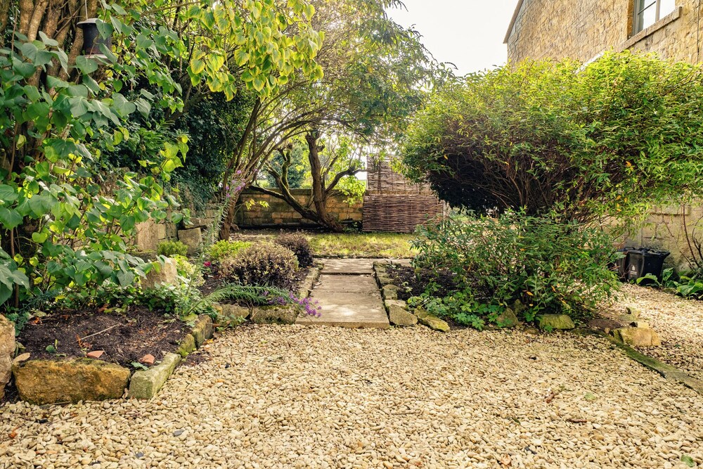 Beautiful 2BD Cottage in the Cotswolds