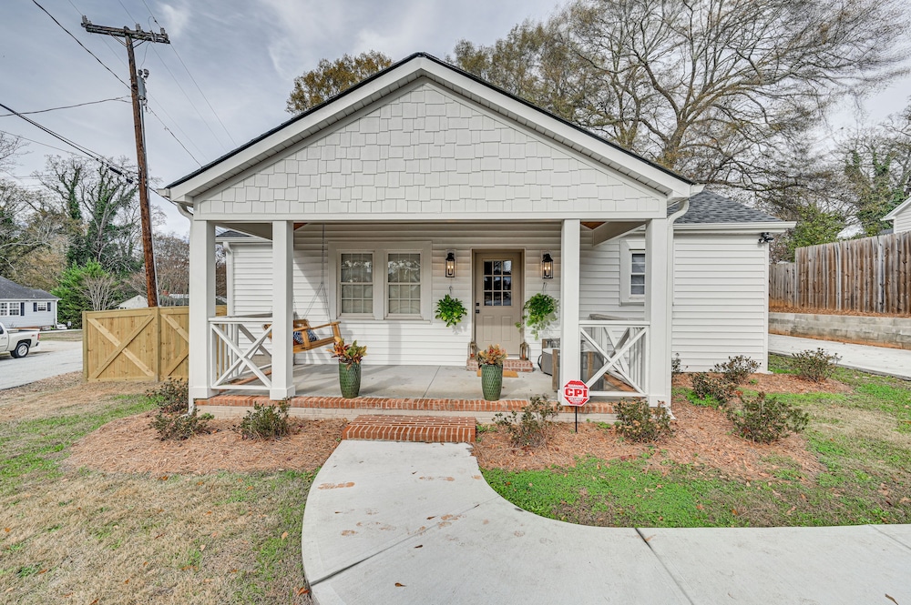 Greenville Vacation Rental ~ 4 Mi to Downtown! view 3