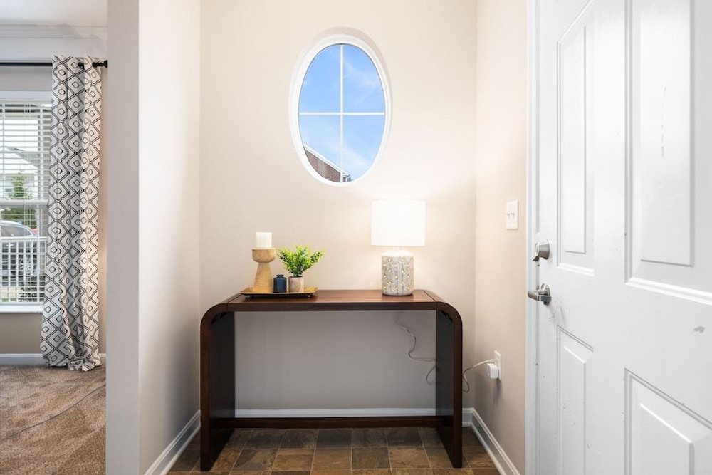 Ground Floor 2BR w Lux Amenities At Albany Glen