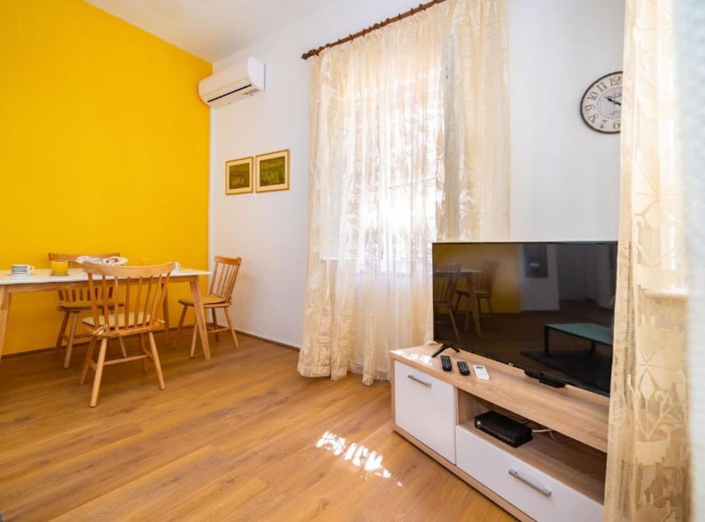 Stylish Apartments in Zadar Old Town