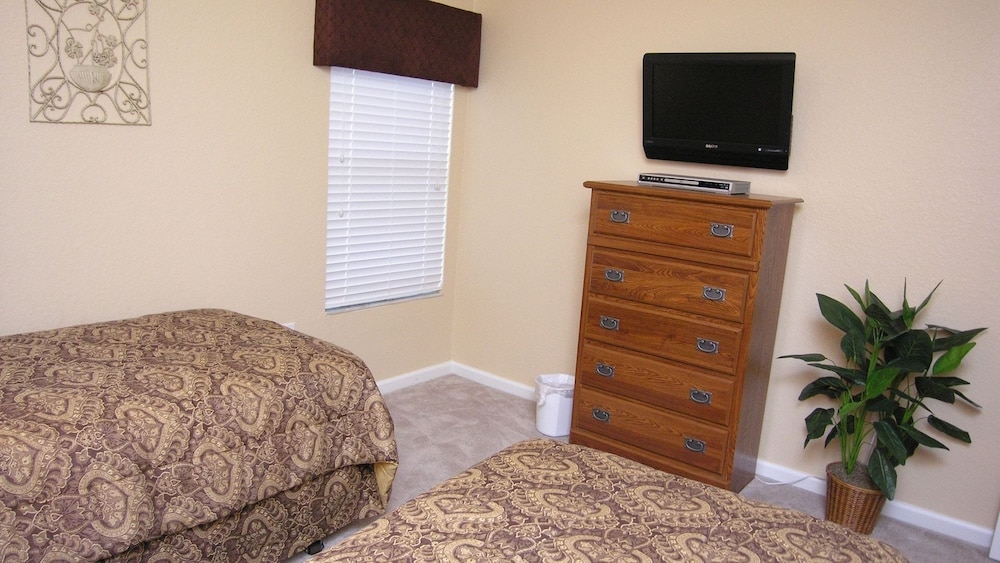 Windsor Hills Resort 6 Bedroom Home with Water Views 6 Home