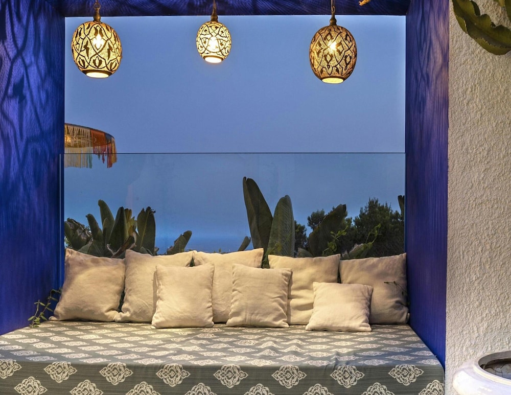 Superb Villa With Private Pool