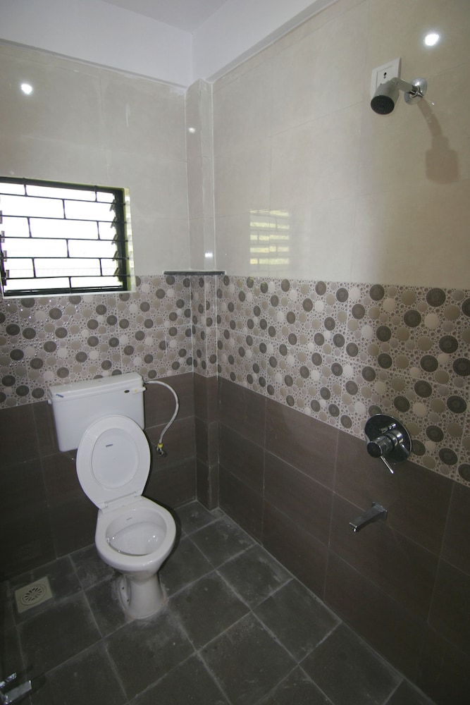 Rudra Holidays Guest House