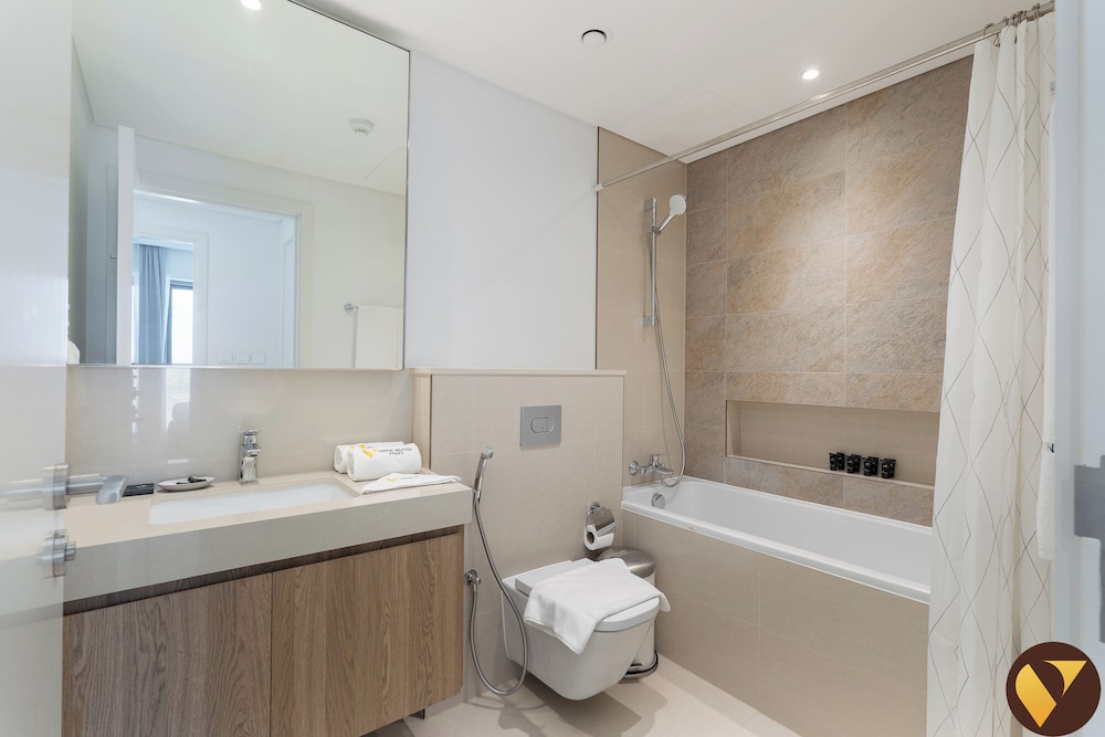 Downtown with Direct Access to Dubai Mal