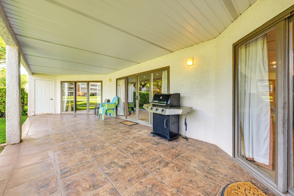 Golf Getaway 5 Mi to Dtwn: Las Palmas Resort Condo