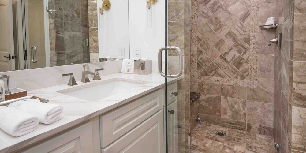 Gorgeous 3 Bedroom Residence at The Ritz-carlton Club, Vail