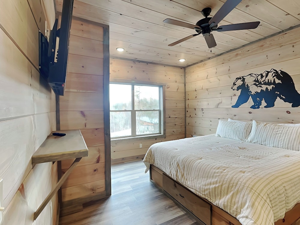 Breathless Views by Smoky Cove Resort