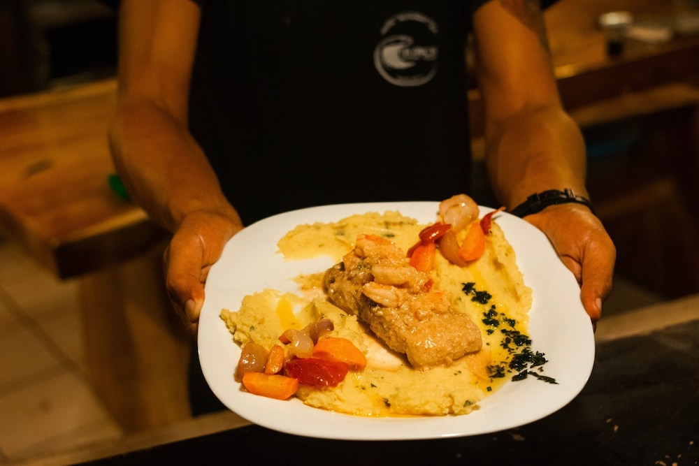 La Facha Hostel Restaurant Surf