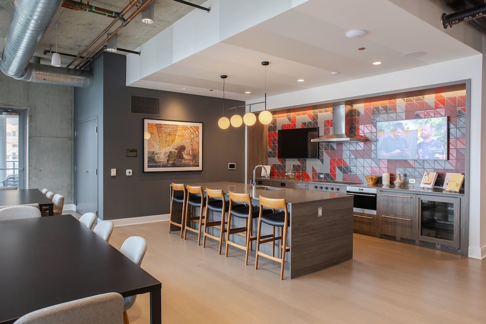 Luxury Downtown 4BR Exclusive Design PH