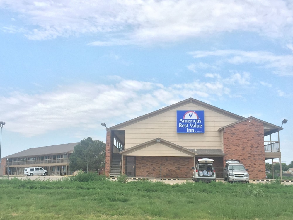 Garden City Vacations - Americas Best Value Inn Garden City - Property Image 3