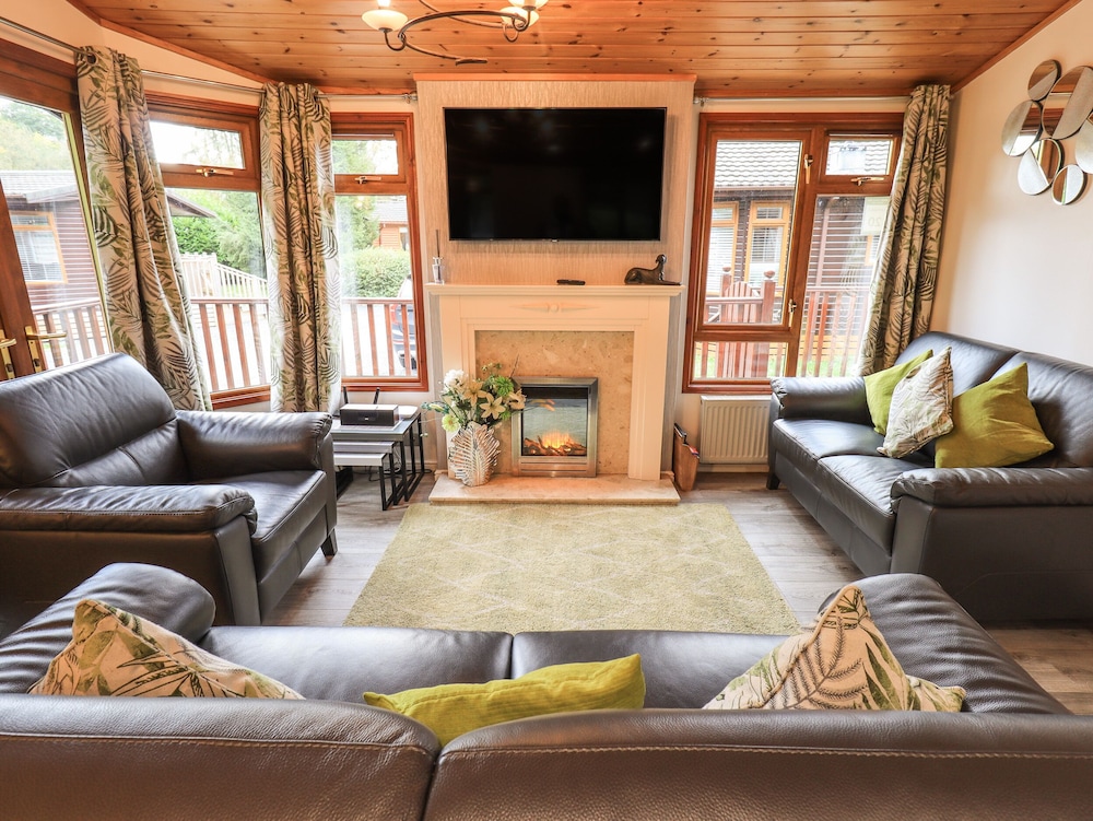 Cedar Lodge