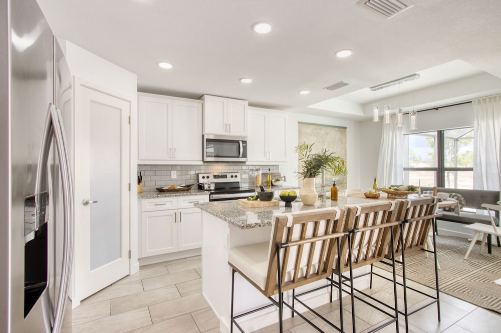 Sirenia by Avantstay Gorgeous Cape Coral Home w/ Pool & Modern Interior view 5