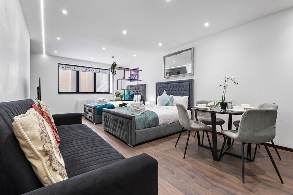 Cosy Golders Green Studio With Modern Amenities