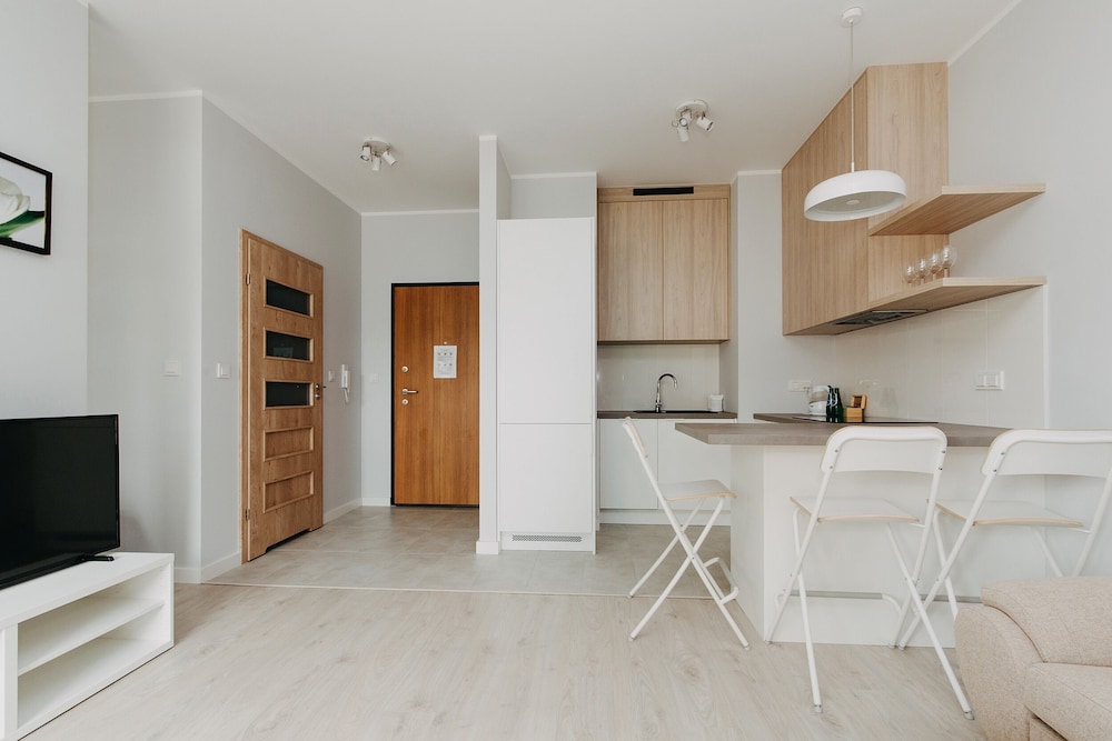 ShortStayPoland Zdziechowskiego B72 view 5