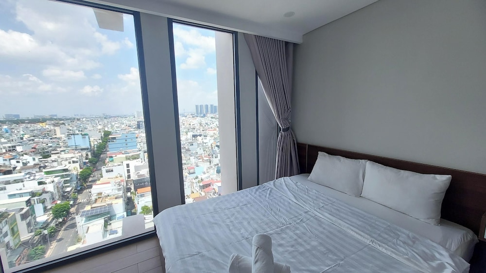 Luxury The Goldview Apartment - Saigon Center Riverside
