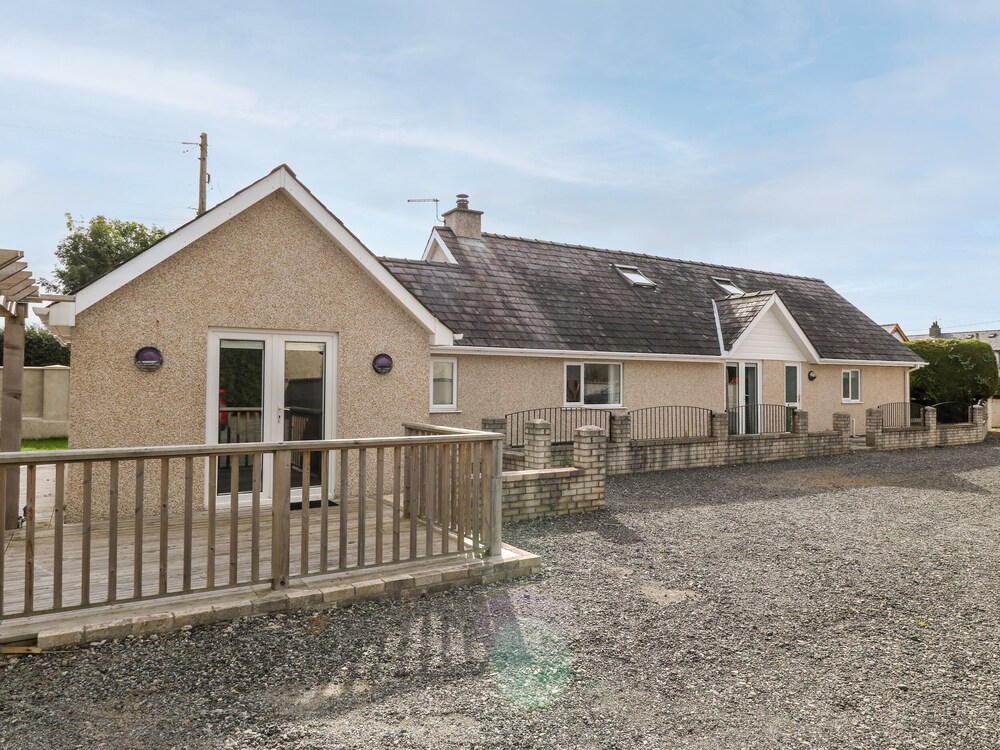 Felin Cottage