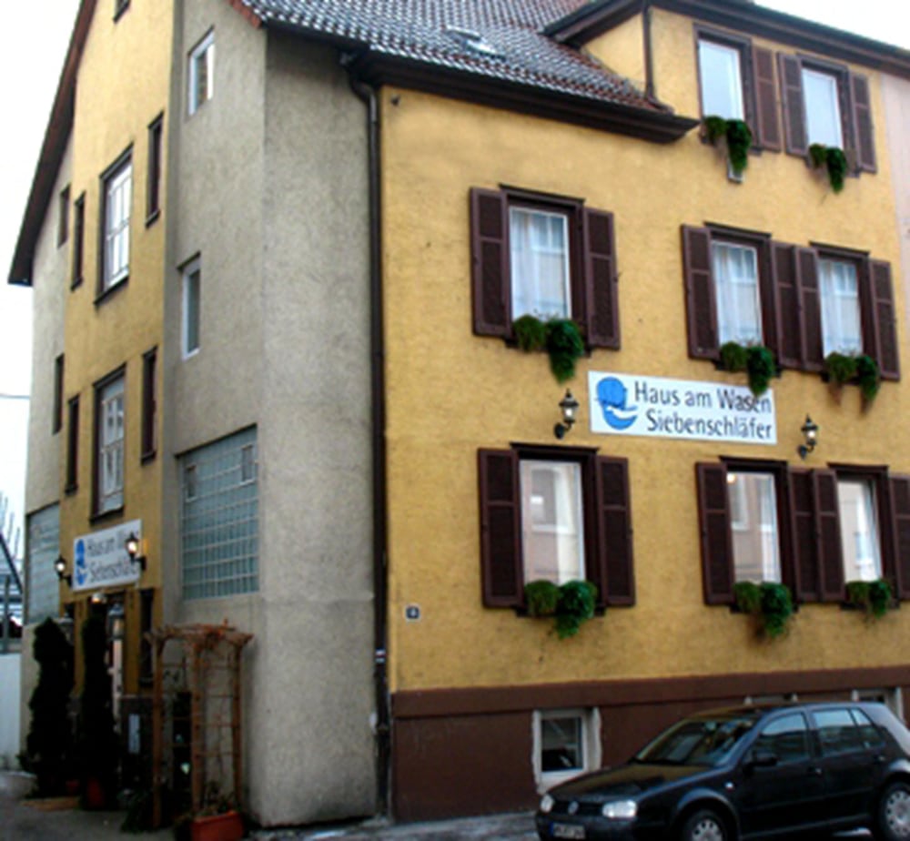 Haus am Cannstatter Wasen view 4