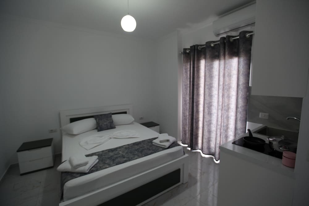 Irdi Aparthotel