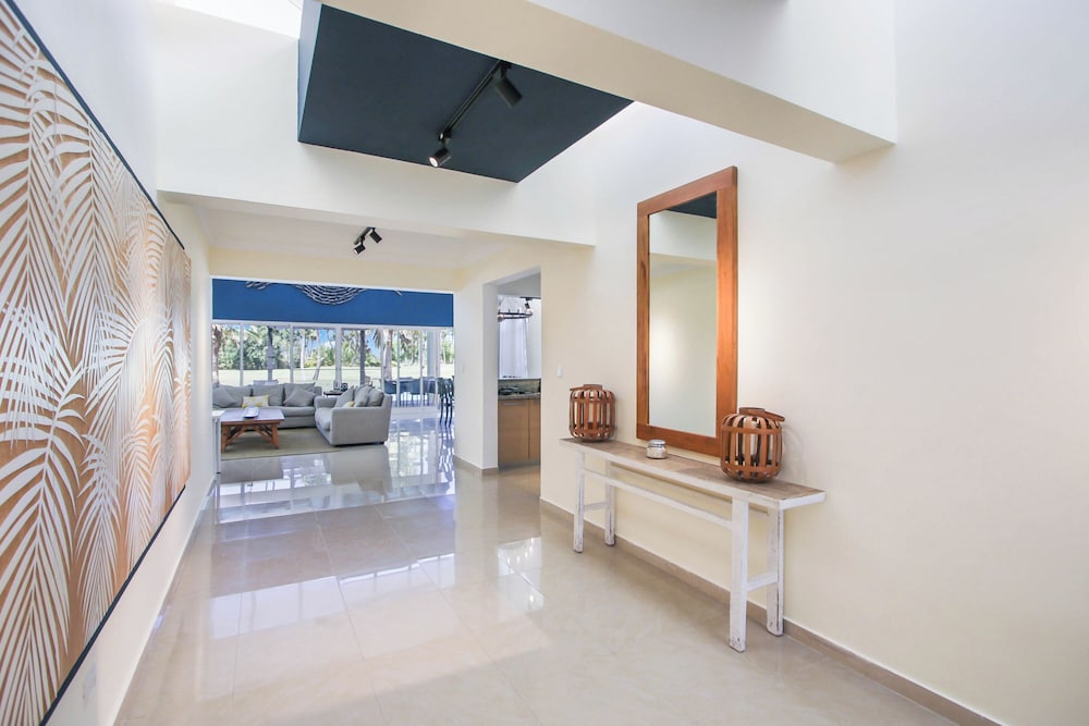 Golf Villa in Bavaro - Pool, Jacuzzi, Staff
