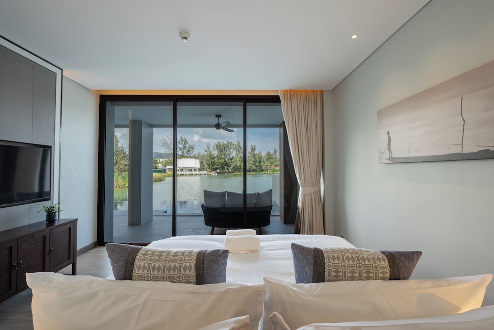 ANGSANA Oceanview in Laguna area