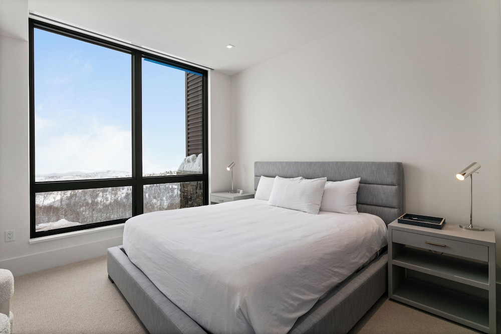 Argent at Deer Valley Resort - Three Bedroom Deluxe #203 3 Condo