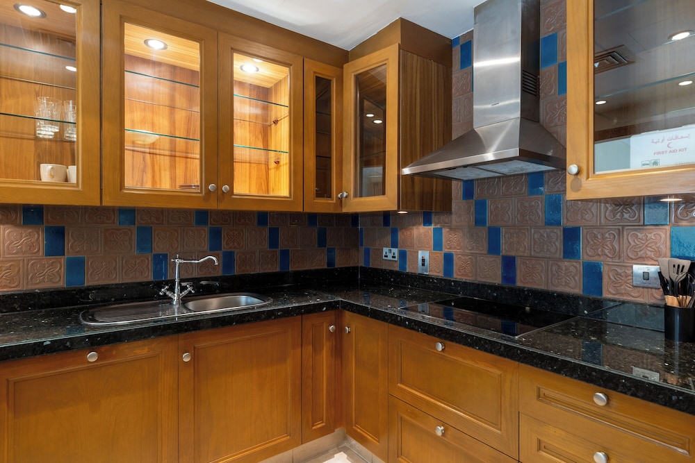 Maison Privee - Stylish & Spacious Apartment in Downtown Dubai