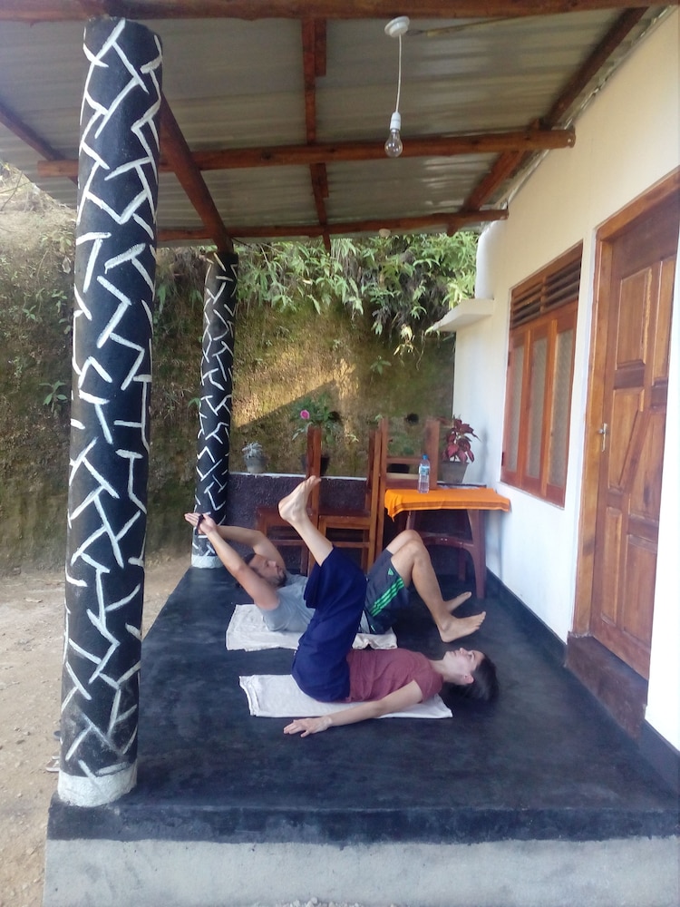 Hidden Hill Homestay