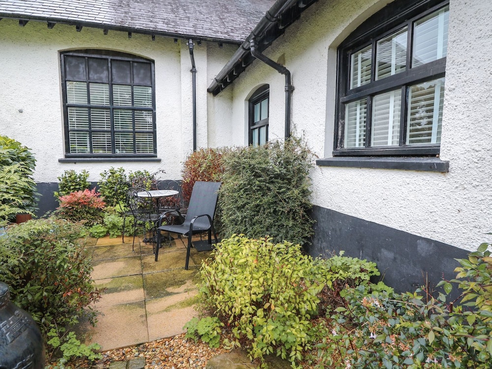 Willow Cottage