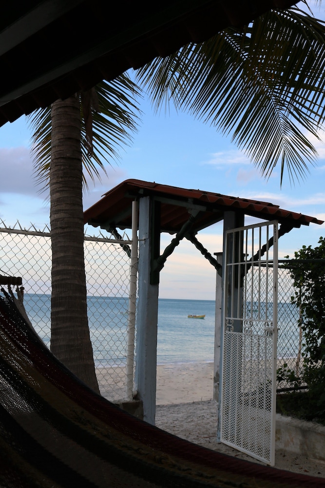 BB La Casita del Farallon - Property Image 1