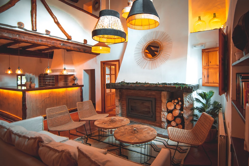 VILASIRA Rooms & Wines - Adults Only photo 4