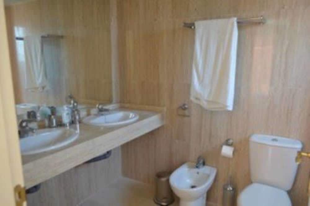 Luxury Duplex Penthouse with Sea Views ML26 view 4