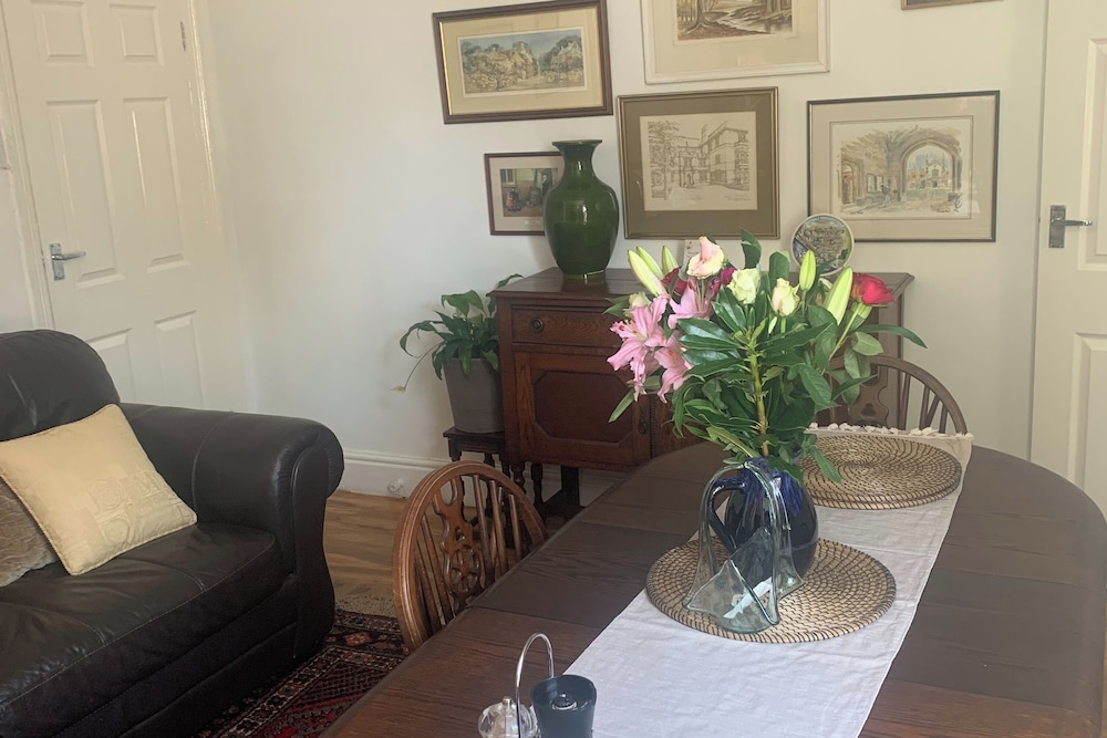 Sleeps 7 Home Blackpool W/free Parking, Bbq, Wifi