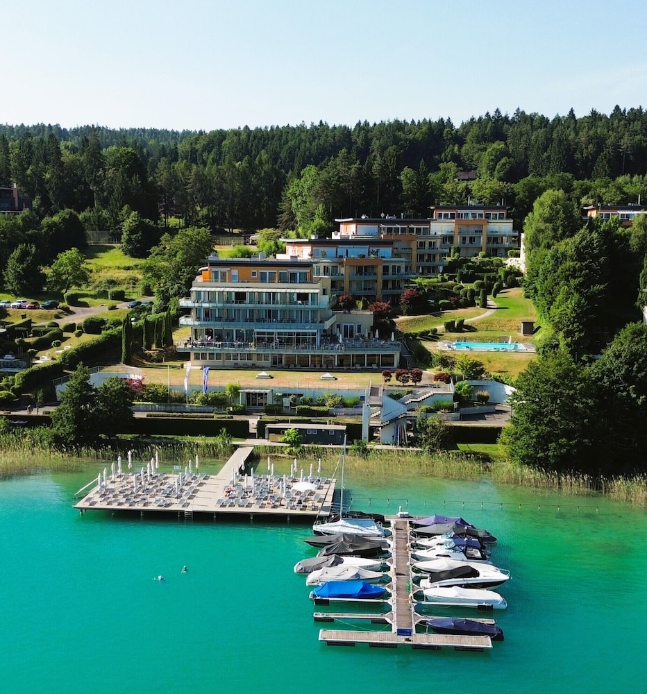 Mountains&Lakes Apartment Seepark Velden