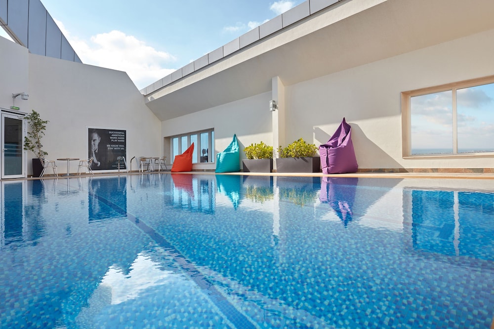 Abu Dhabi Vacations - Jannah Burj Al Sarab - Property Image 21