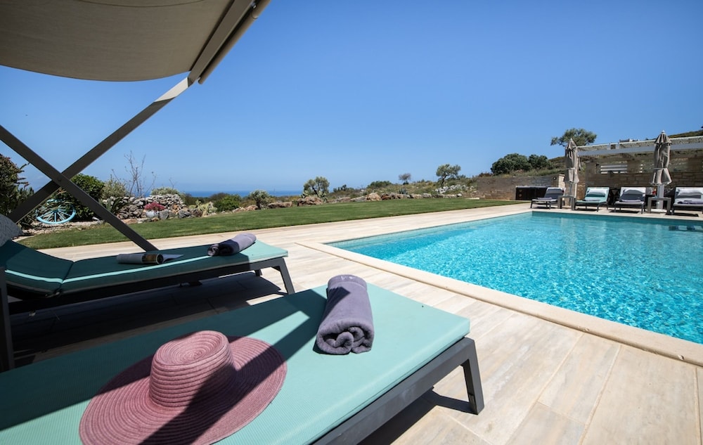 Villa Aurora Luxurius Living