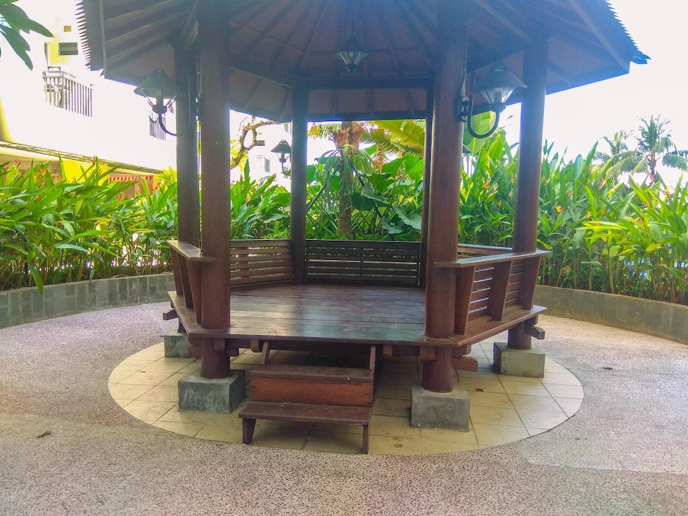 Homey And Simply 2Br Apartment At Cinere Resort view 2