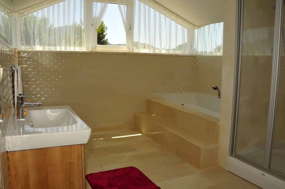 Kemer Residence - Image 50