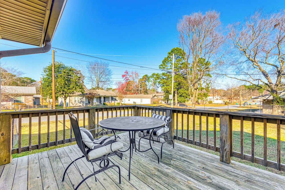 6 Mi to Dtwn: Charming Home in Little Rock