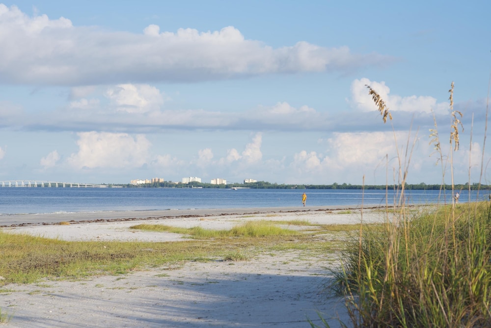 Island Grande