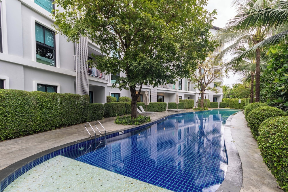 2Br Pool Access Near Rawai Beach C241