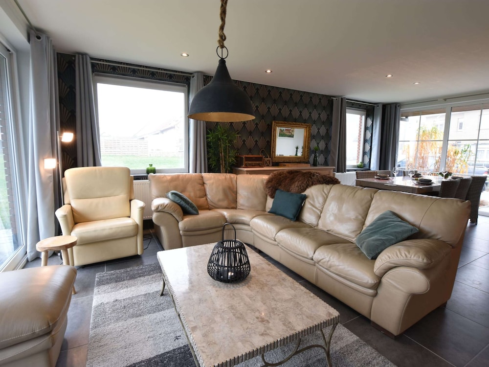 Holiday Home in Alveringem Near Beach