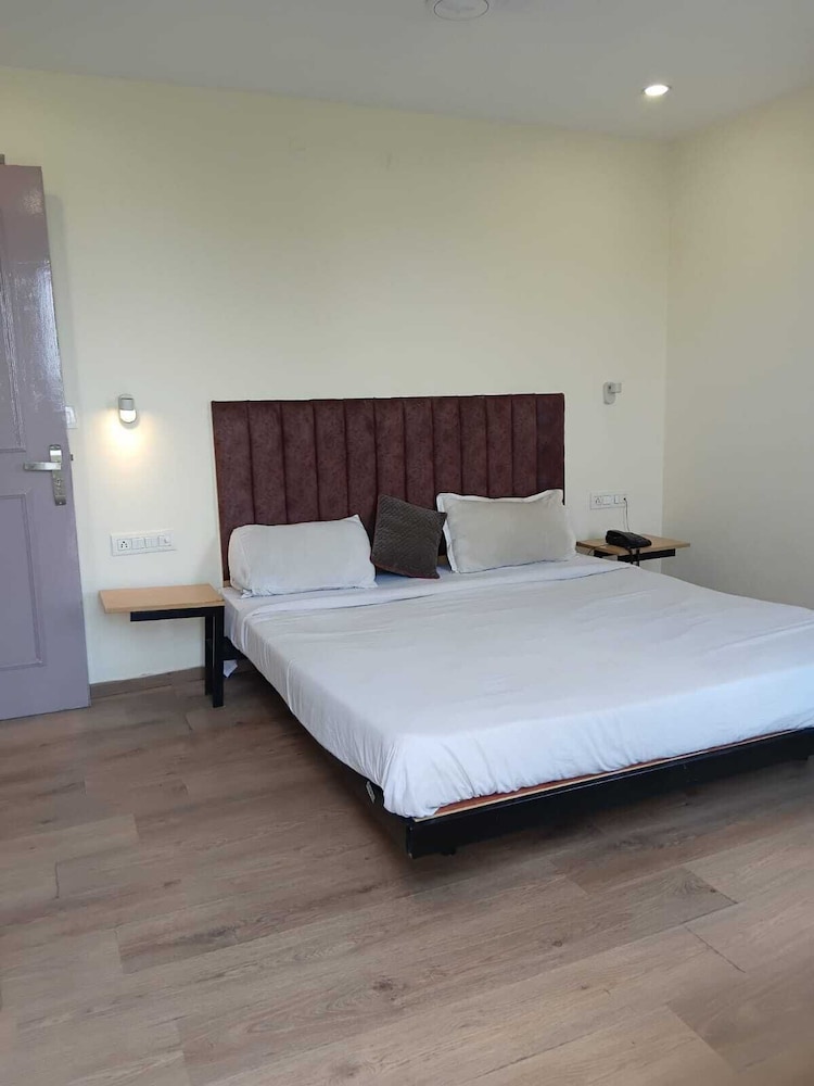 Hellostayz hotel