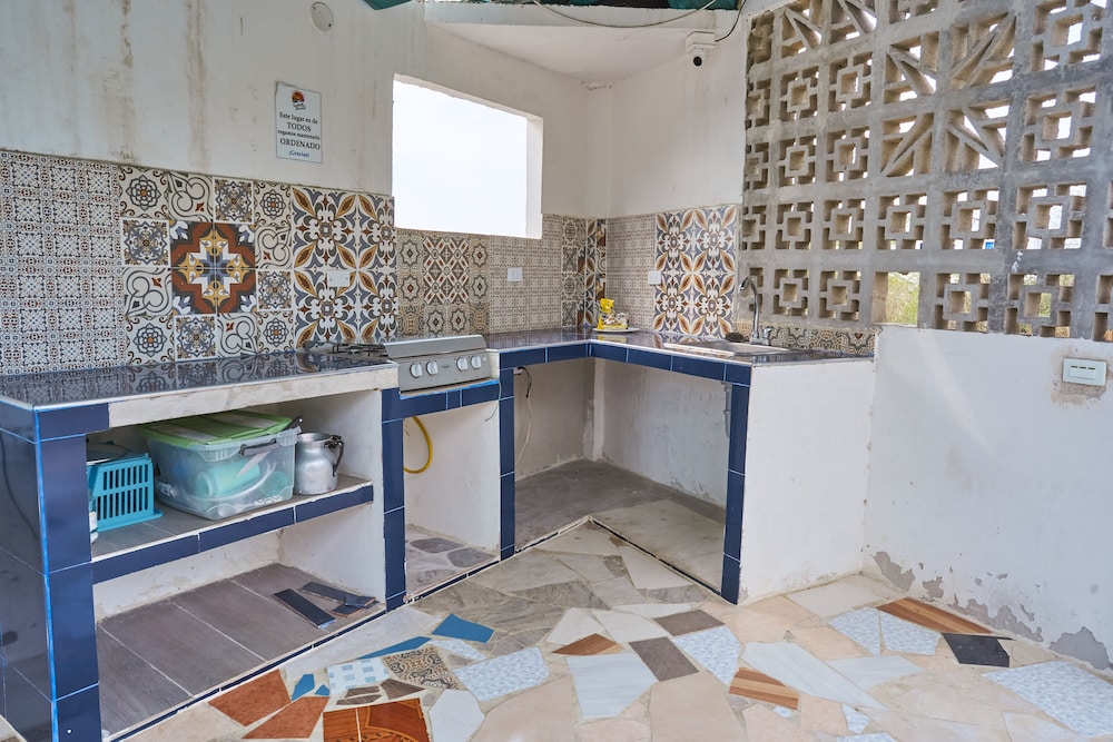 Hostal ISABELLA