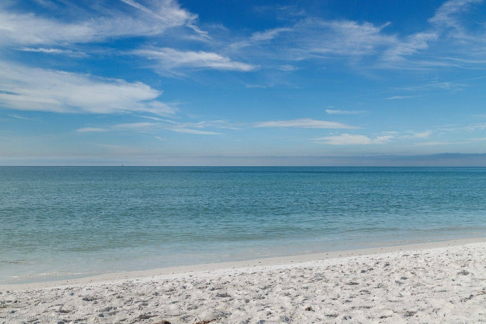 Pelican Gardens Studio 3 on Lido Key - Property Image 31