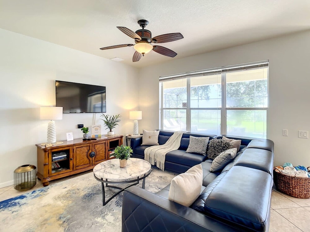 Magical Adv 5 Star Villa Movie Room Arcade Pool and More