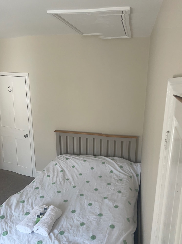 Leicester Retreat - Charming 2 Bedroom House