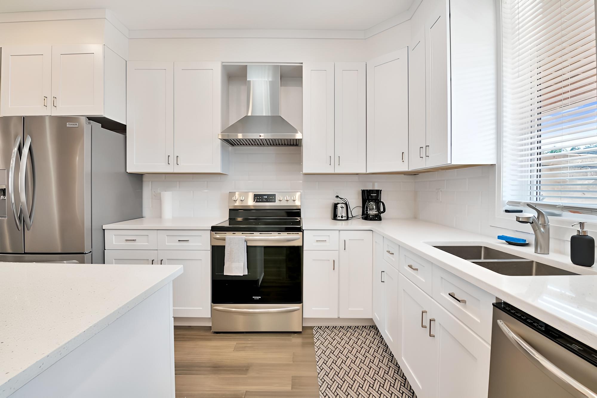 Marvelous New Townhomes for 16 guests-1