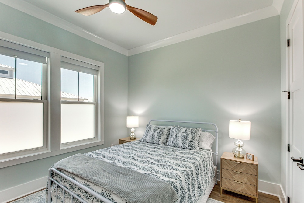 Luxury Beachfront Living! Epic Ocean Springs Home