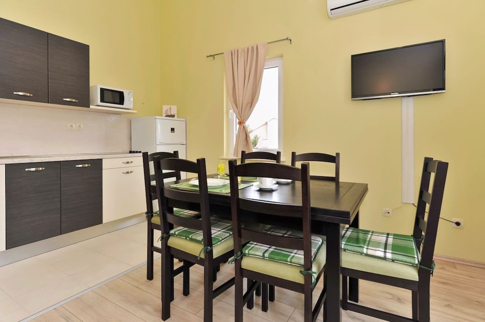 Apartments Kruno