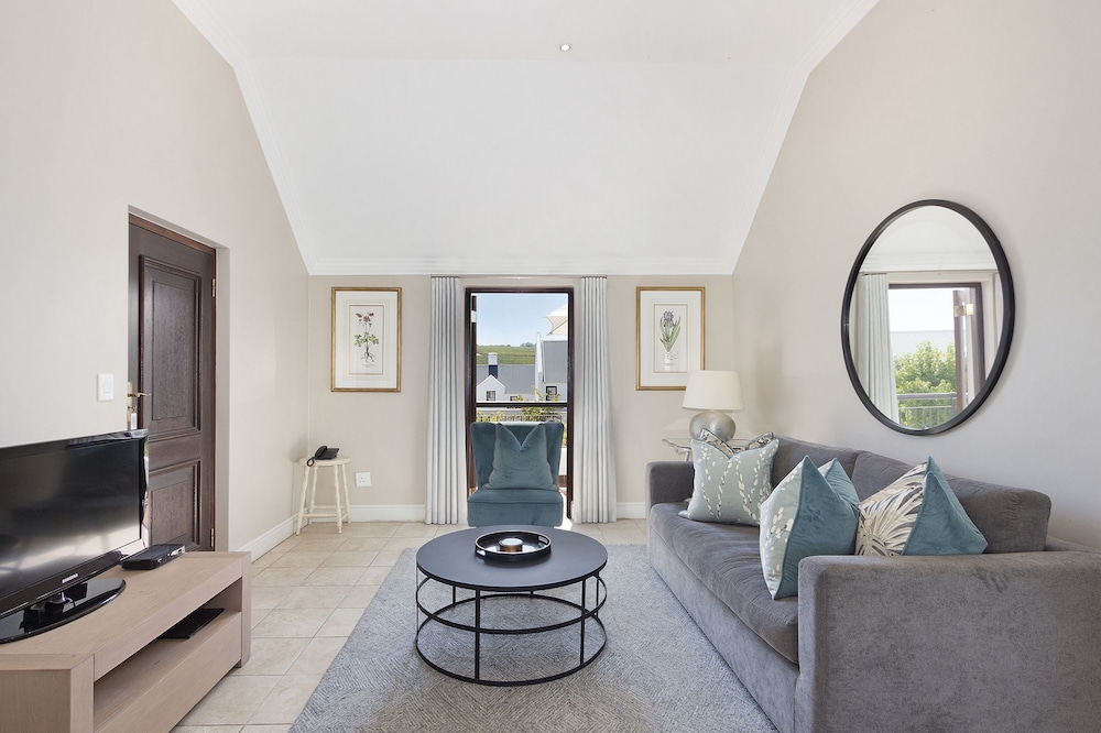 Winelands Golf Lodges at De Zalze